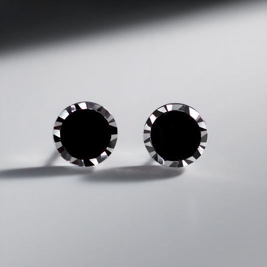 S925 Silver Carved Edge Round Synthetic Black Onyx Stud Earrings