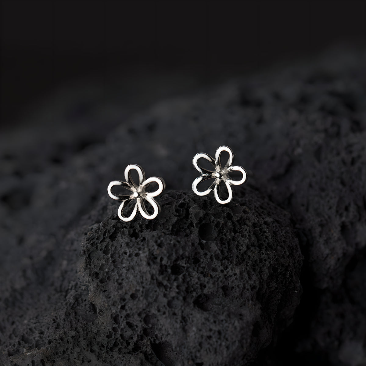 S925 Sterling Silver Hollow Five-Petal Flower Stud Earrings