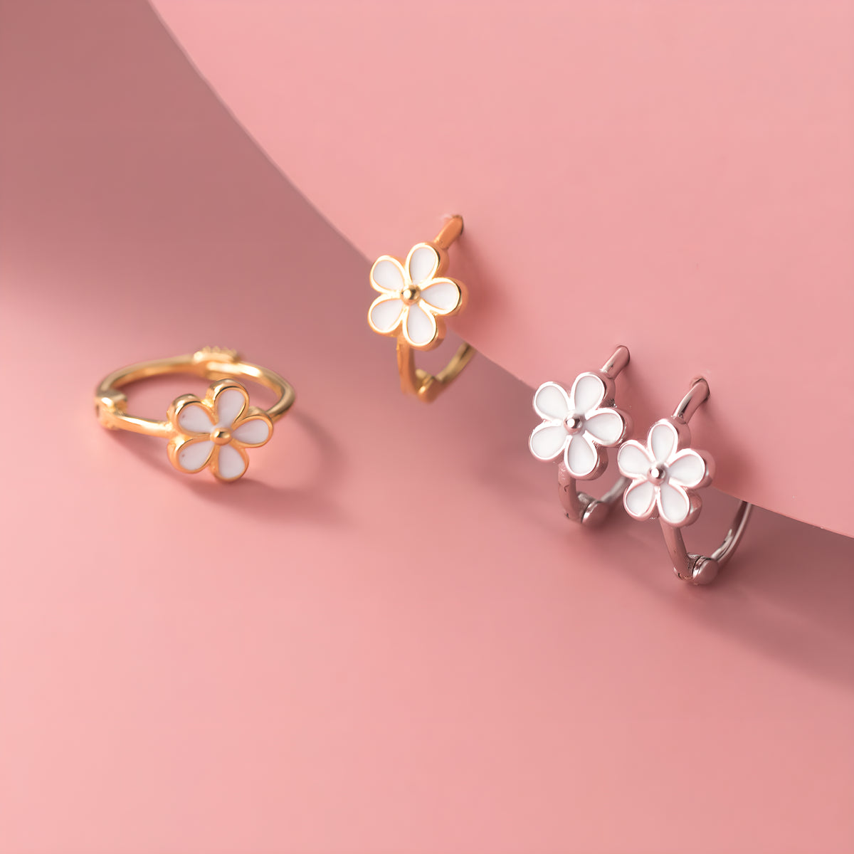 S925 Sterling Silver Resin Flower Ear Cuff