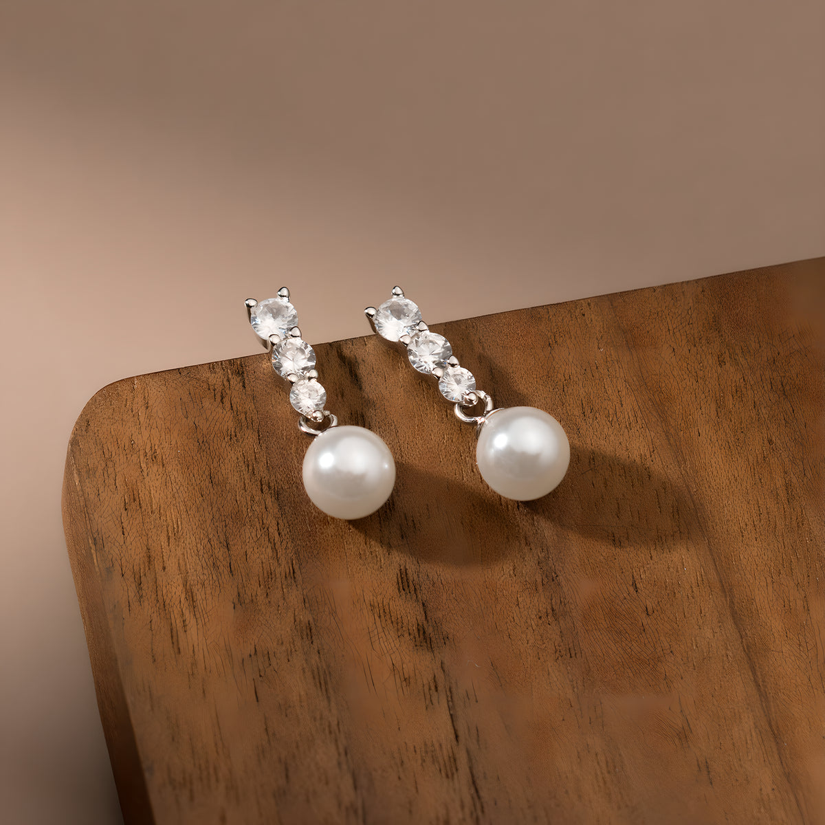 S925 Sterling Silver Synthetic Pearl Geometric Stud Earrings