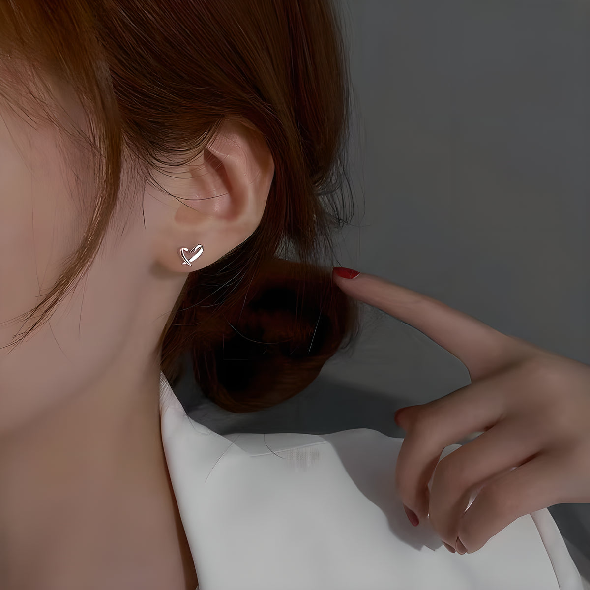 S999 Sterling Silver Heart Stud Earrings