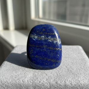Lapis lazuli crystal