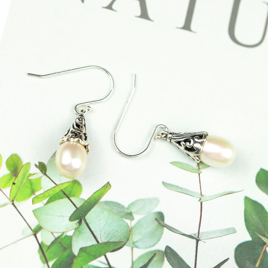 Vintage Engraving Pearl Drop Earrings