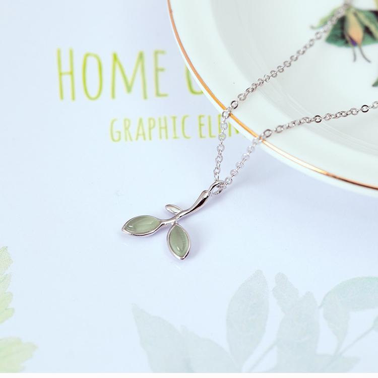 Silver Opal Leaves Buds Necklaces