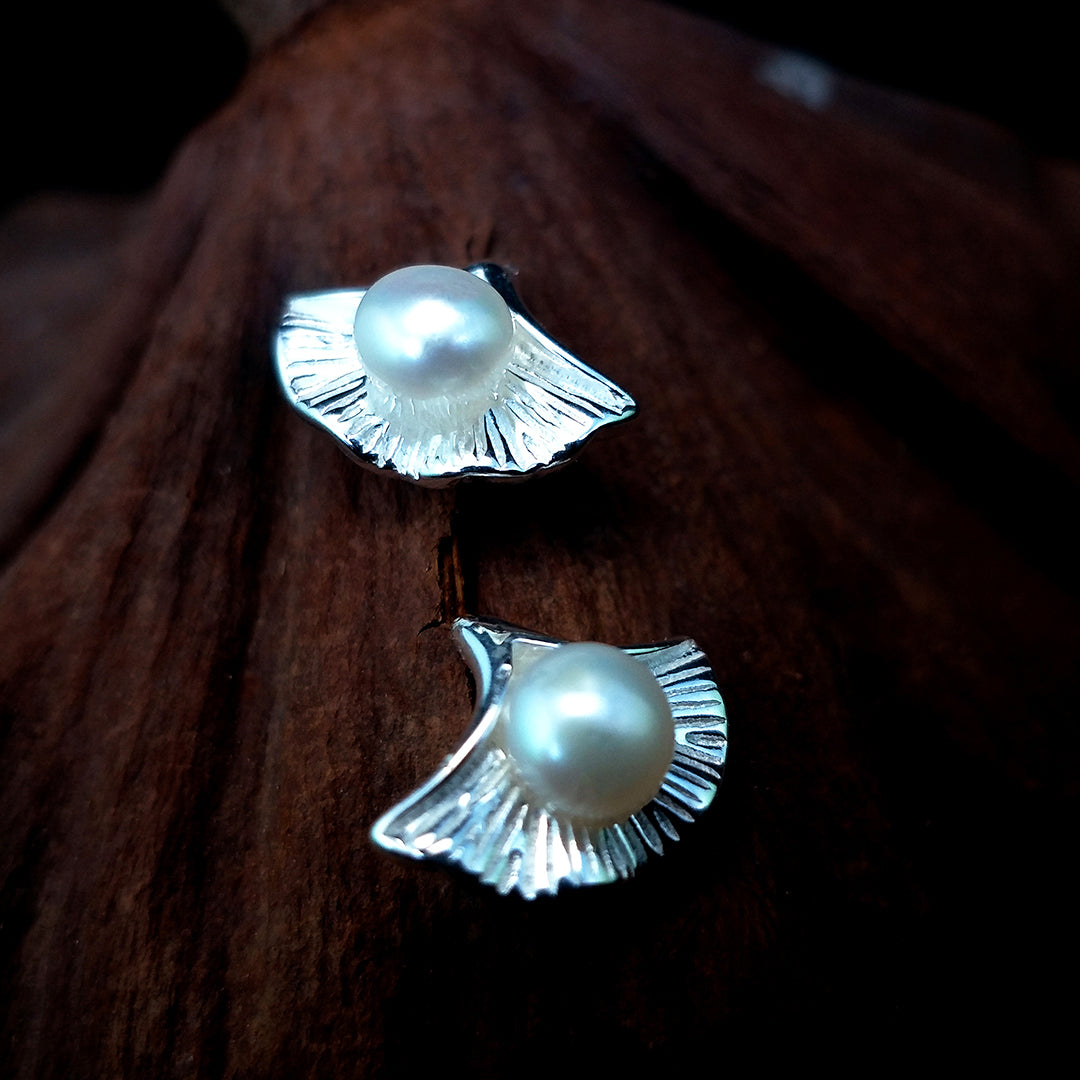 Gingko Pearl Stud Earrings