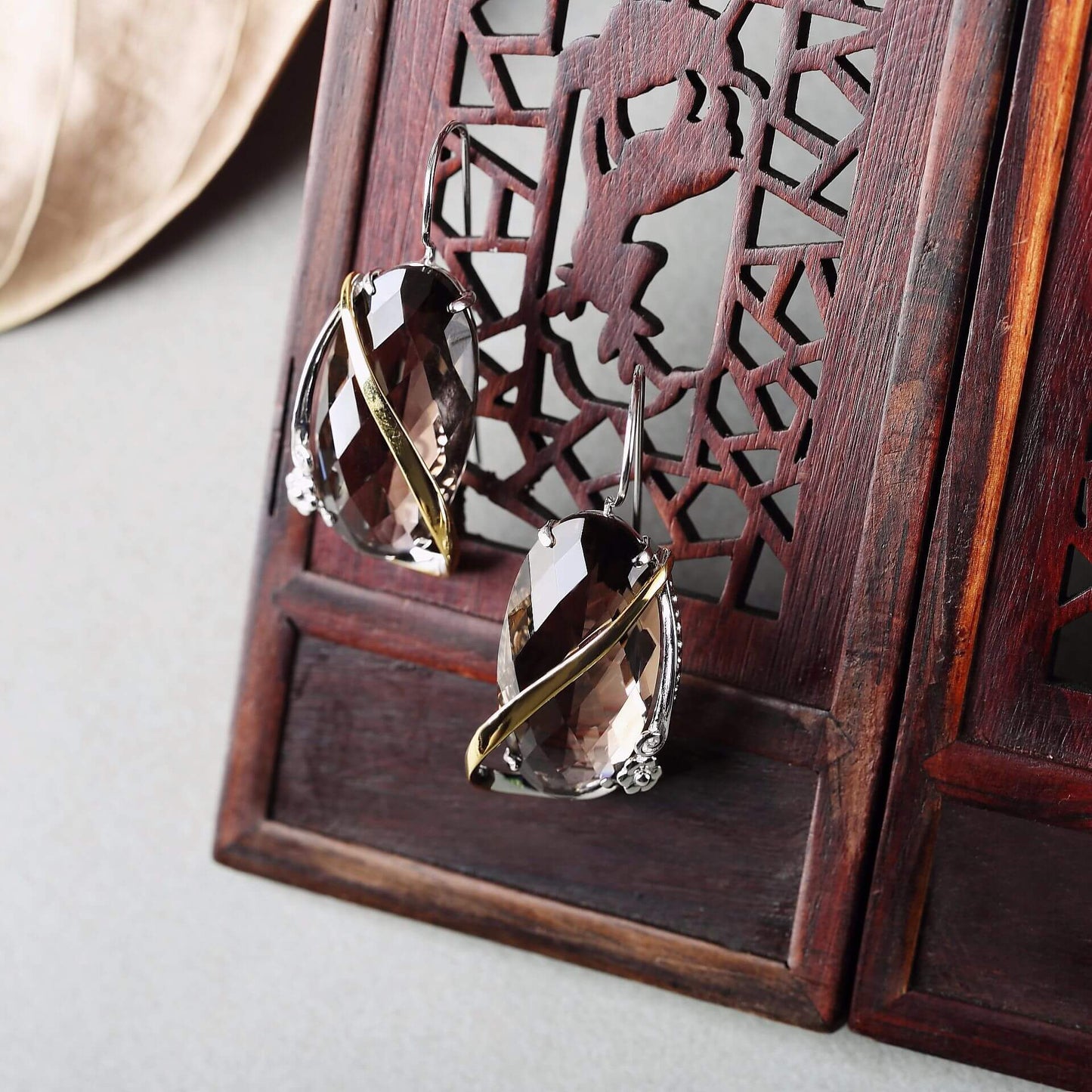 Gorgeous Tawny Crystal Hook Earrings