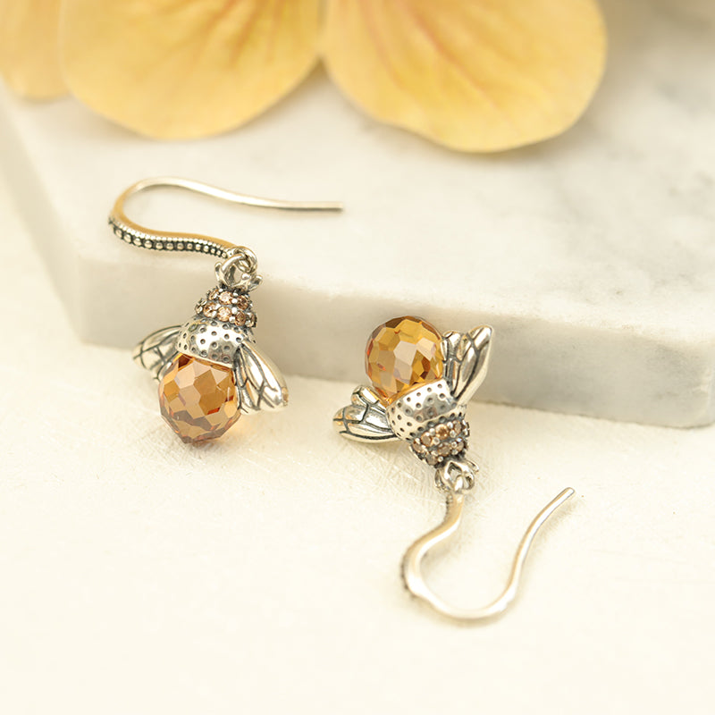 Lovely Bee Kiss Jewelry Set