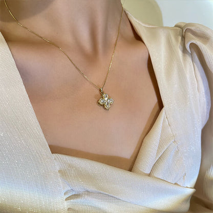 Clover Flower Rotate Necklace