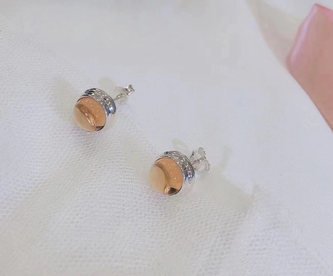 Natural Crystal S925 Silver Stud Earrings - LUXYIN