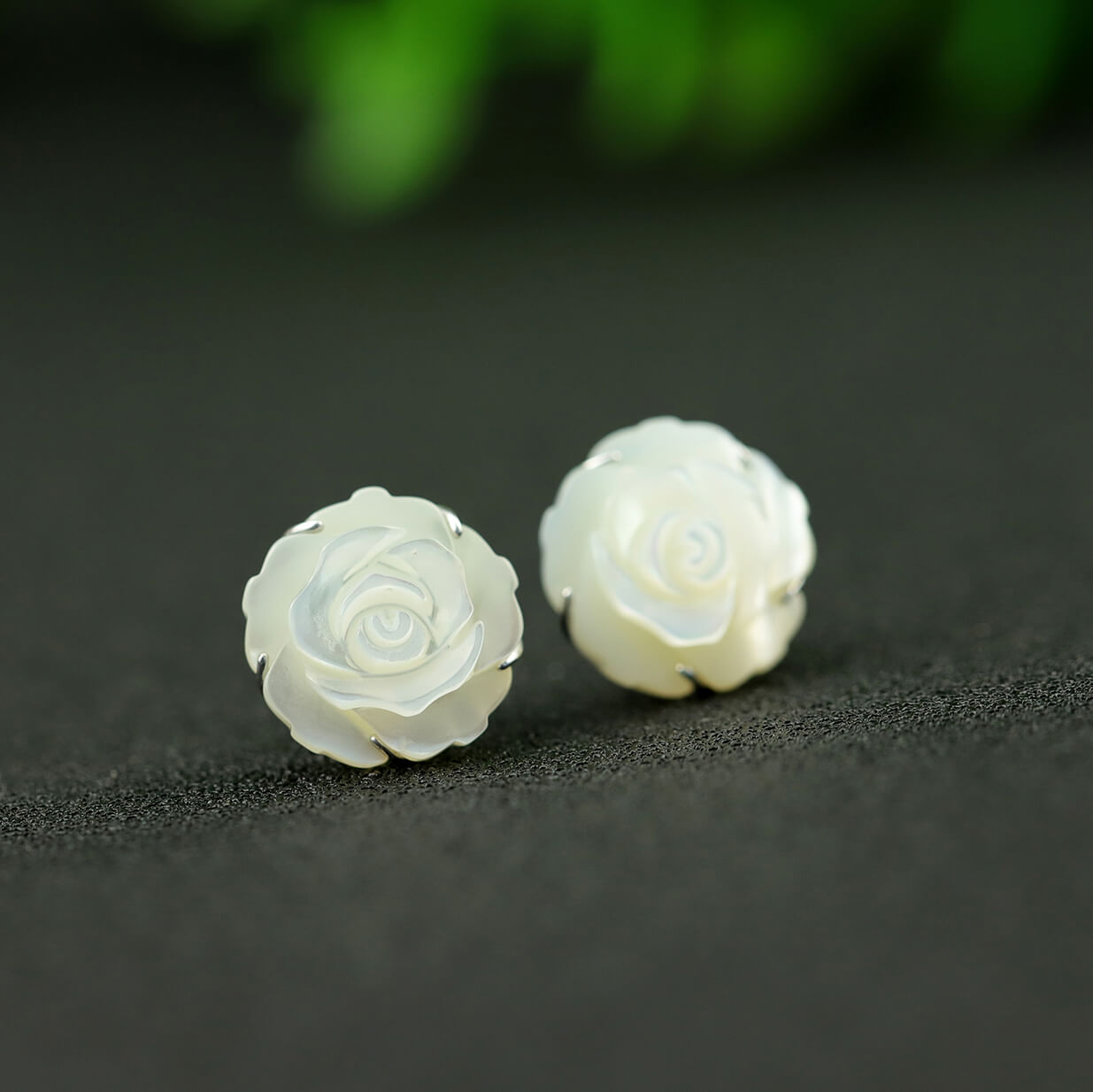 Natural Shell Rose Flower Stud Earrings