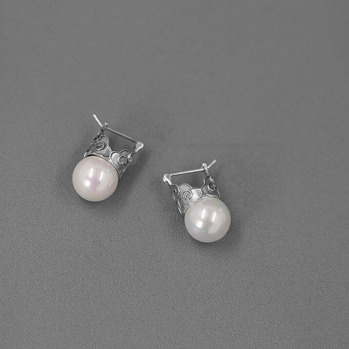 Vintage Clouding Pearl Leverback Earrings