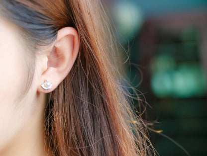 Gingko Pearl Stud Earrings